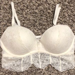 Victoria’s Secret cream lace bralette size S